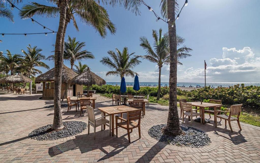Singer Island Beach Resort And Spa, Located At The Palm Beach Resort ริเวียราบีช ภายนอก รูปภาพ